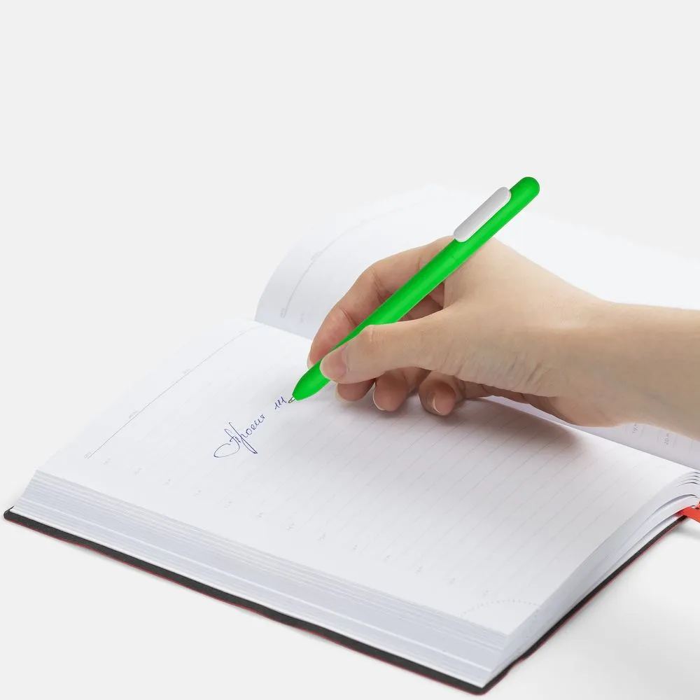 Ручка шариковая Swiper Soft Touch, зеленая с белым заказать онлайн с вашим дизайном на заказ в Москве и области
