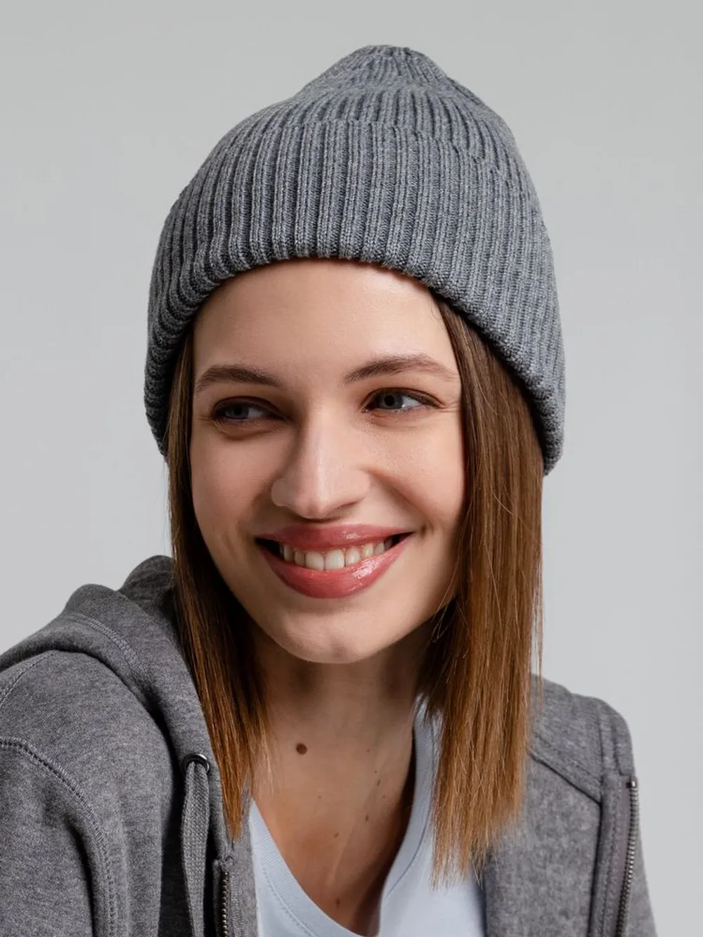 Шапка Stout, серый меланж заказать онлайн с вашим дизайном на заказ в Москве и области