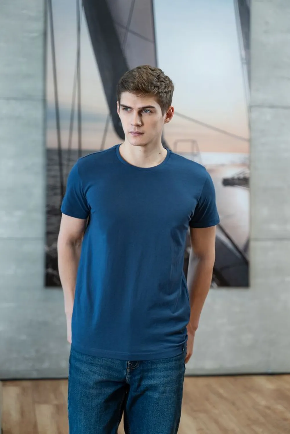 Футболка мужская American U, синяя заказать онлайн с вашим дизайном на заказ в Москве и области