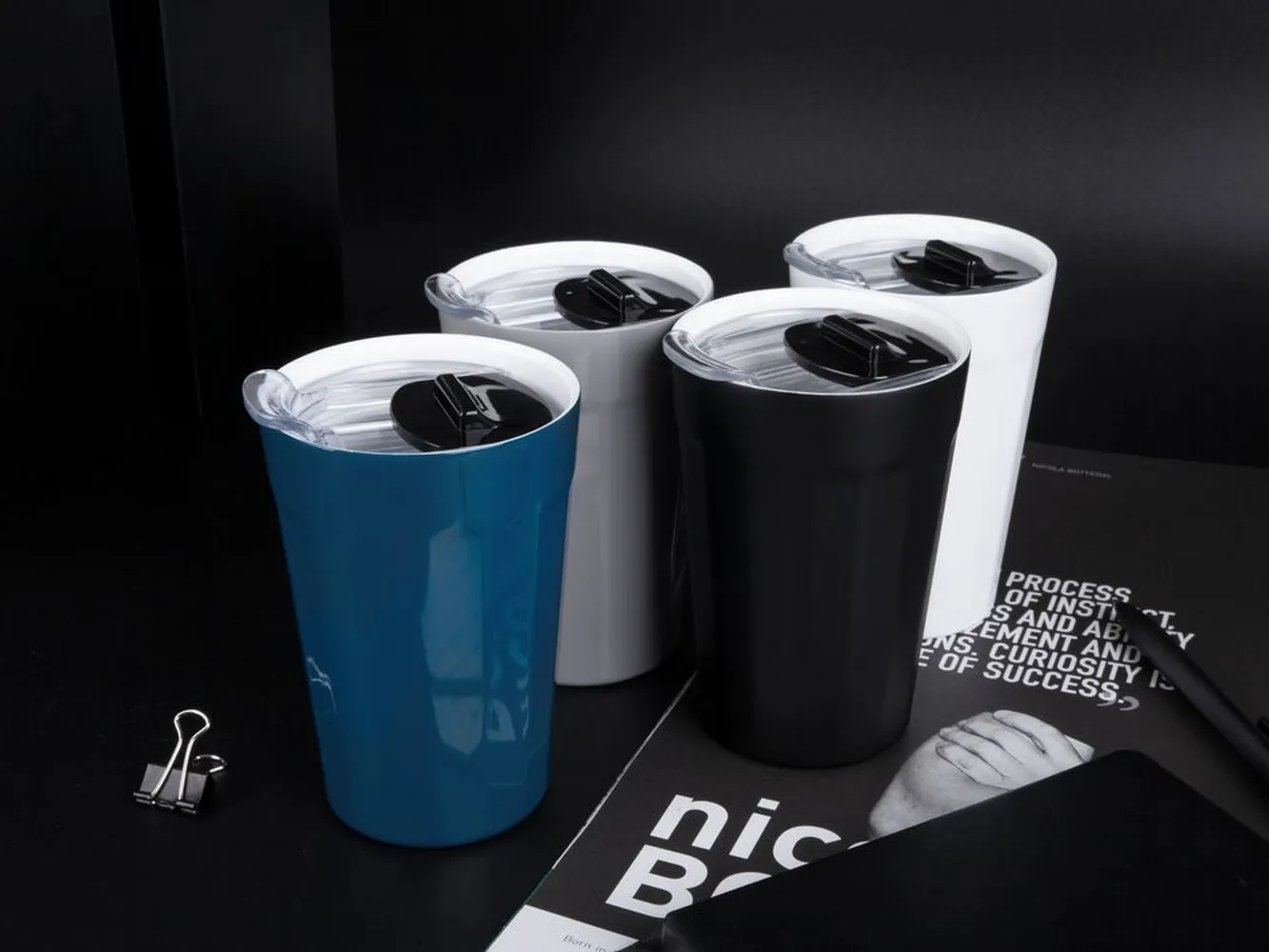 Термостакан iconyMug, черный заказать онлайн с вашим дизайном на заказ в Москве и области