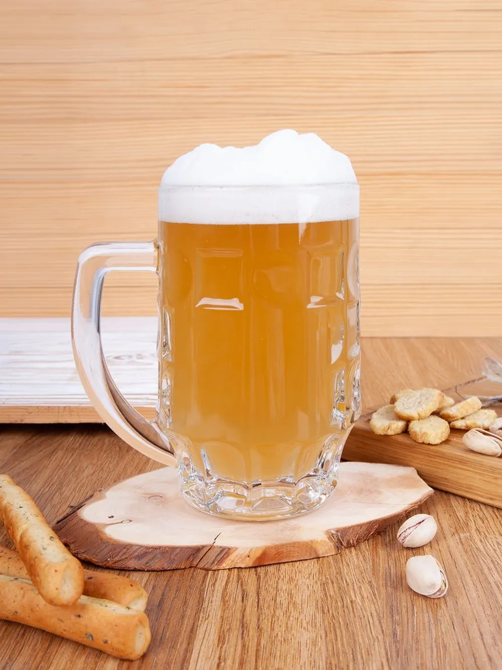 Кружка пивная Retro Pub заказать онлайн с вашим дизайном на заказ в Москве и области