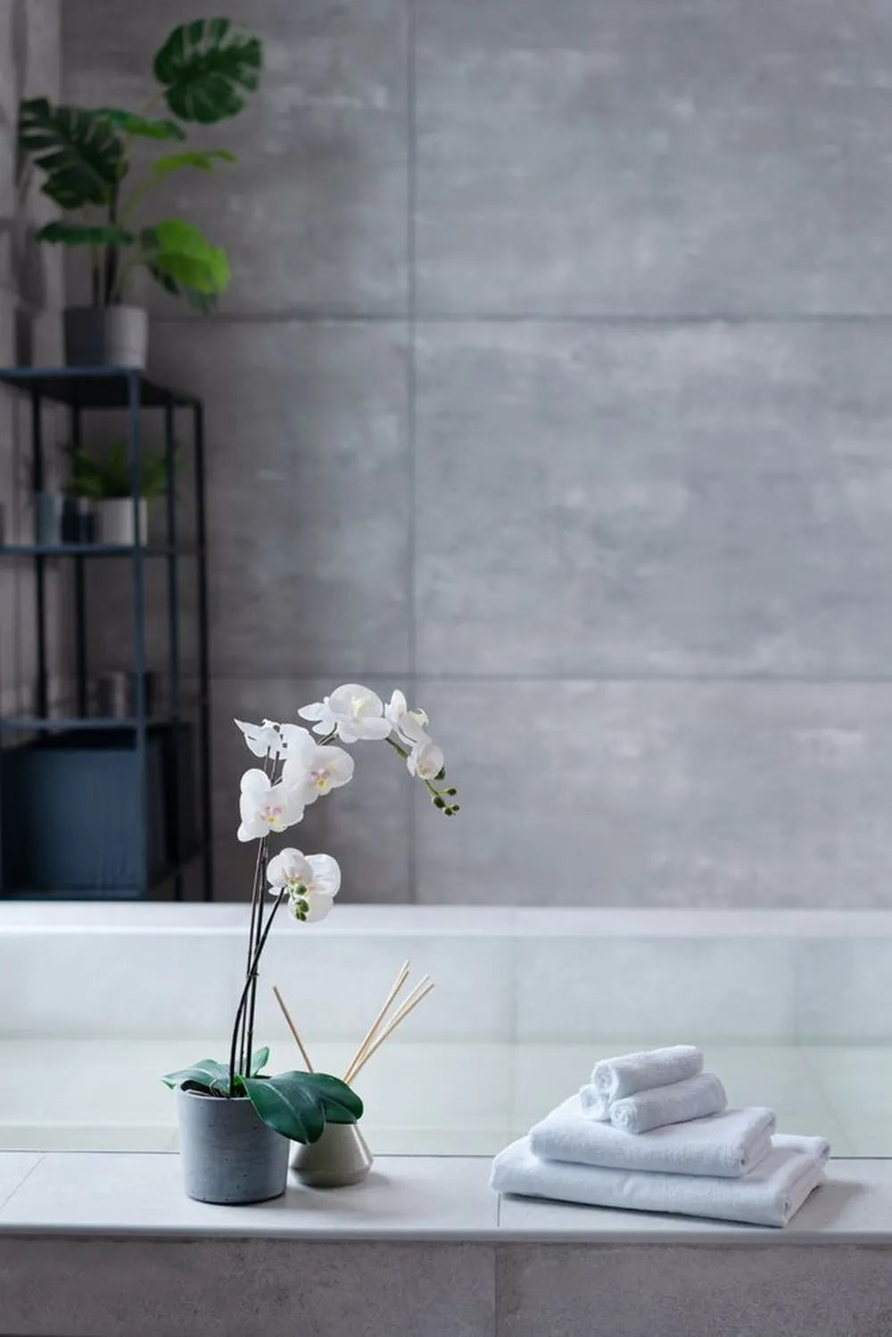 Полотенце отельное For Rooms, среднее, белое заказать онлайн с вашим дизайном на заказ в Москве и области