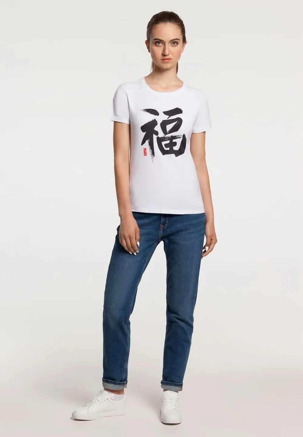 Футболка женская «Вечные ценности. Счастье», белая заказать онлайн с вашим дизайном на заказ в Москве и области