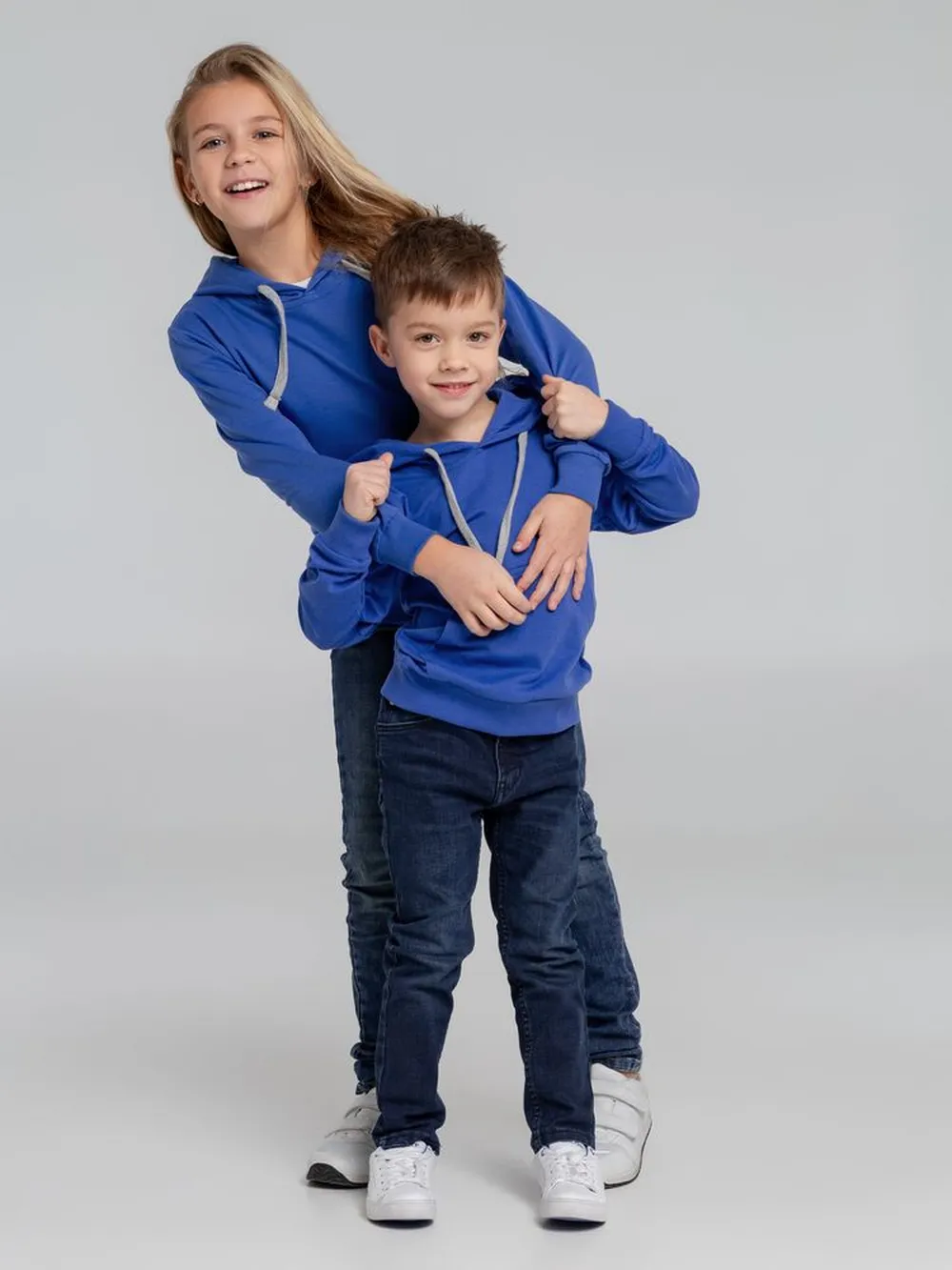 Толстовка с капюшоном детская Kirenga Kids, ярко-синяя, 12 лет заказать онлайн с вашим дизайном на заказ в Москве и области