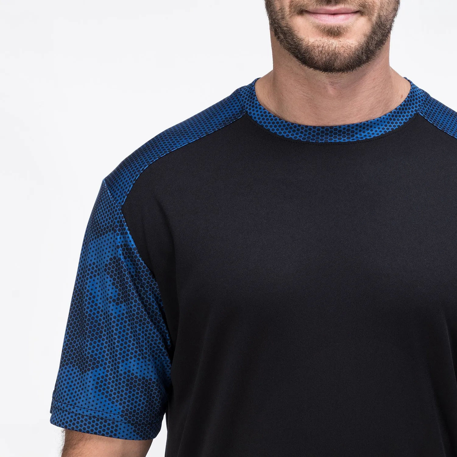 Футболка CamoHex Colorblock заказать онлайн с вашим дизайном на заказ в Москве и области
