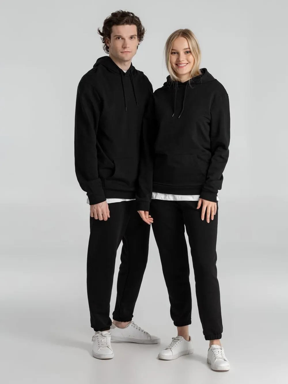 Толстовка с капюшоном унисекс Hoodie, черная, размер 4XL заказать онлайн с вашим дизайном на заказ в Москве и области