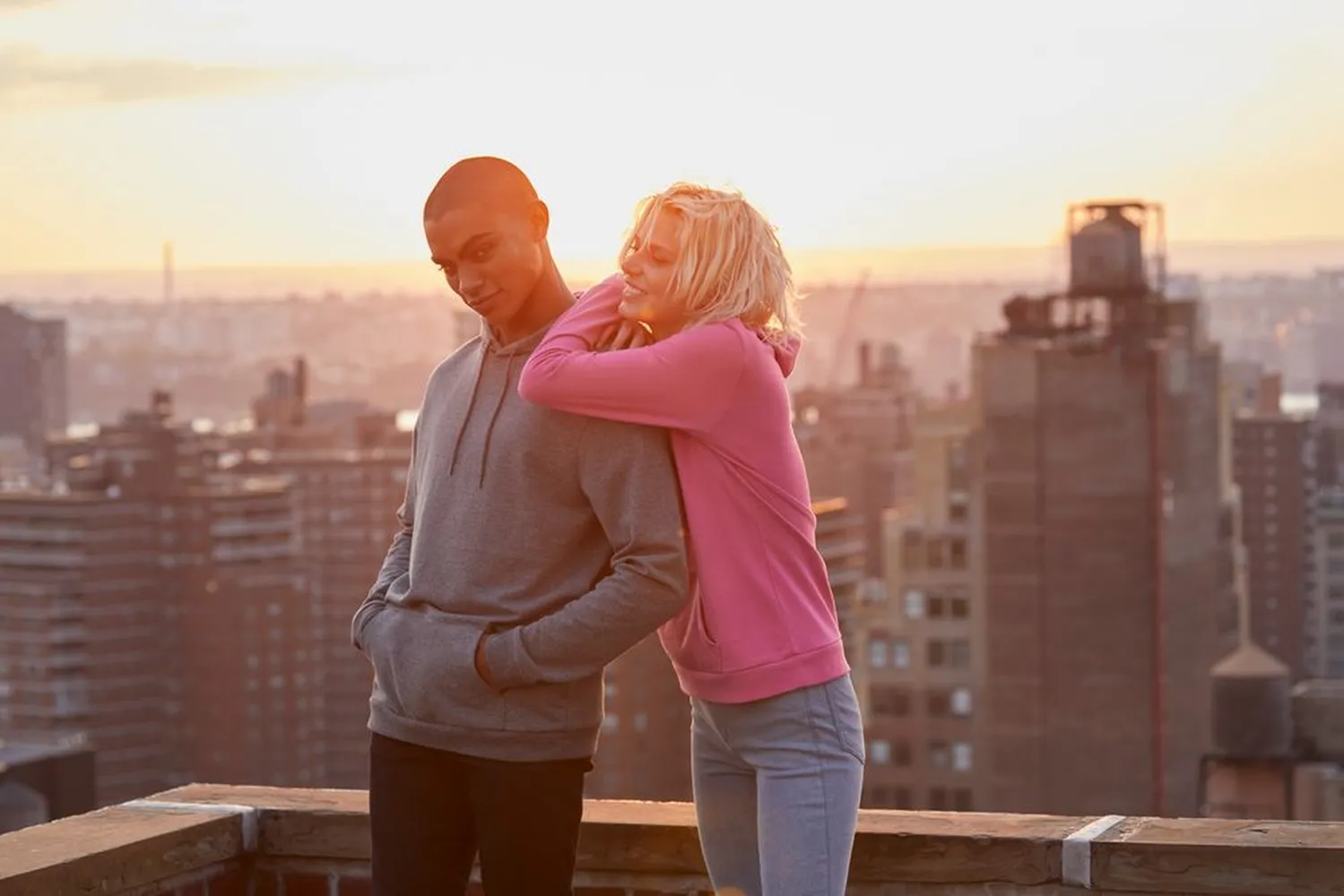 Толстовка с капюшоном женская Hoodie, бежевая (nude) заказать онлайн с вашим дизайном на заказ в Москве и области