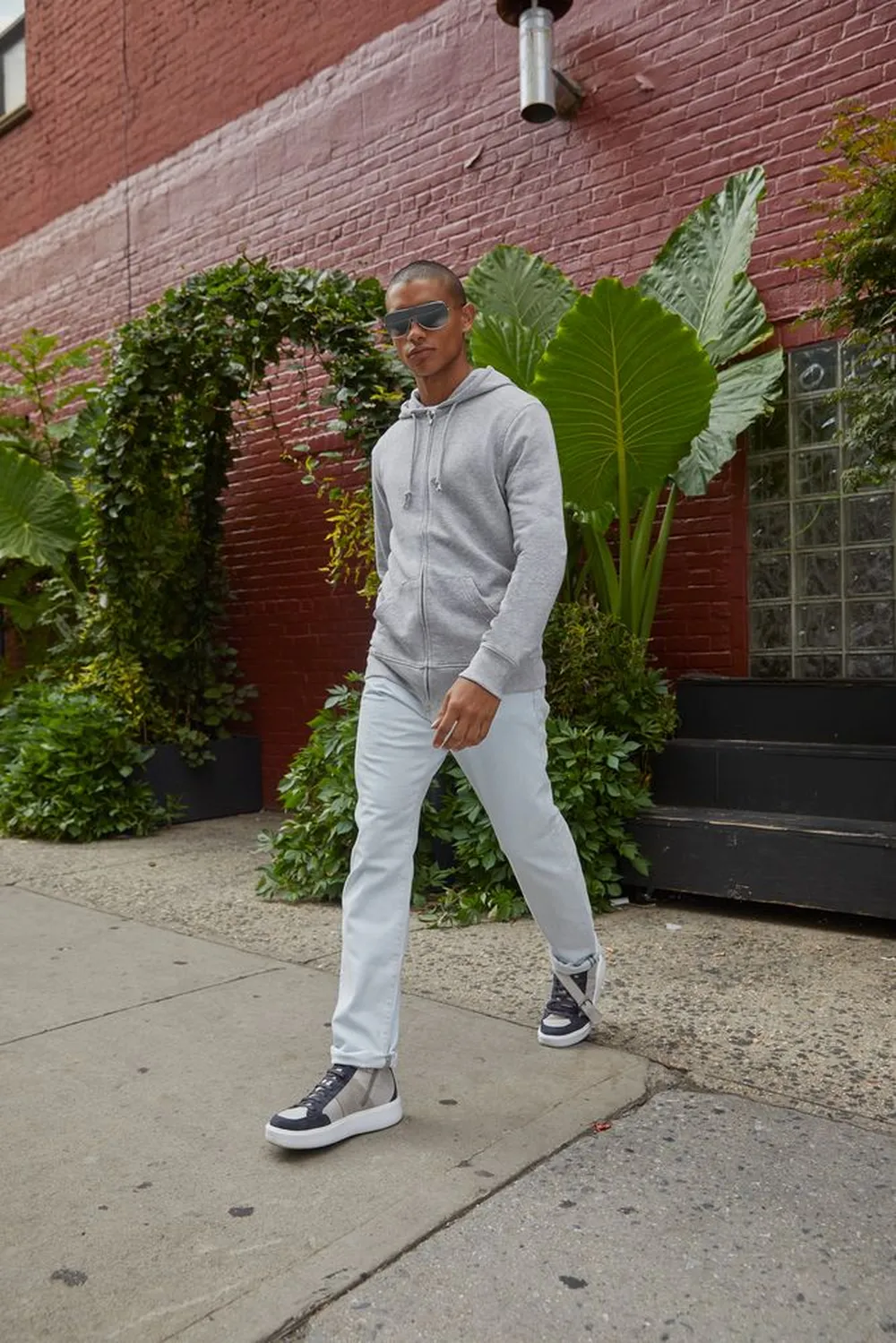 Толстовка на молнии с капюшоном унисекс BNC Inspire (Organic), ярко-синяя, размер XXXL заказать онлайн с вашим дизайном на заказ в Москве и области