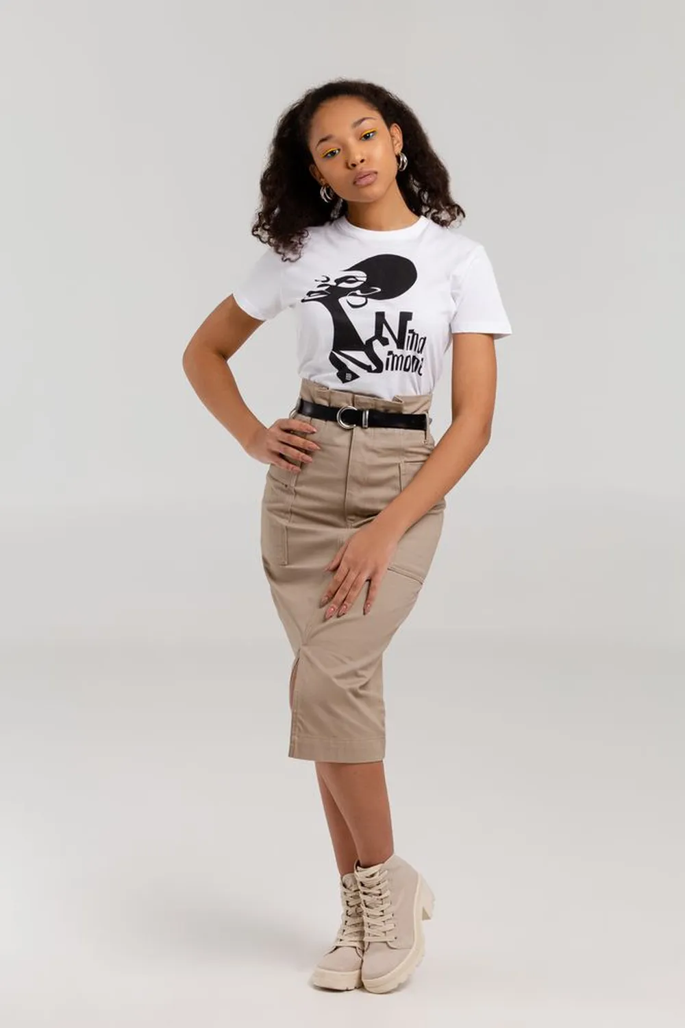 Футболка женская «Меламед. Nina Simone», белая, размер L заказать онлайн с вашим дизайном на заказ в Москве и области