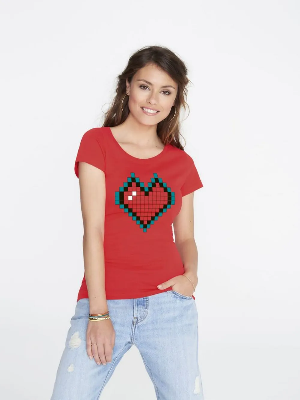 Футболка женская Pixel Heart, красная, размер XL заказать онлайн с вашим дизайном на заказ в Москве и области
