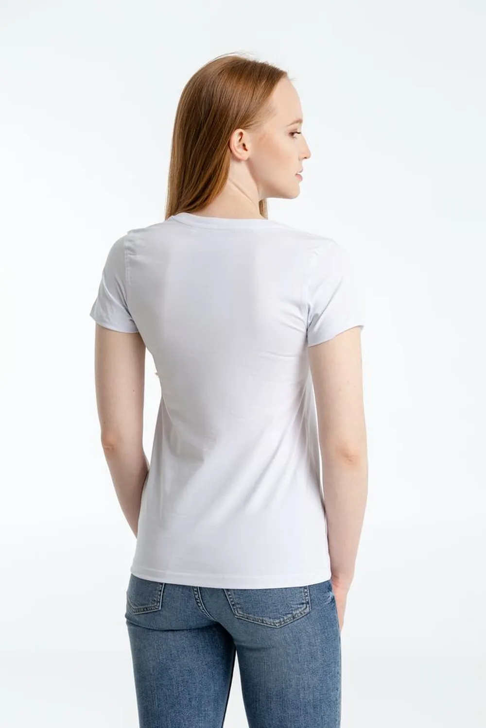 Футболка женская «Леон», белая, ver.2 заказать онлайн с вашим дизайном на заказ в Москве и области