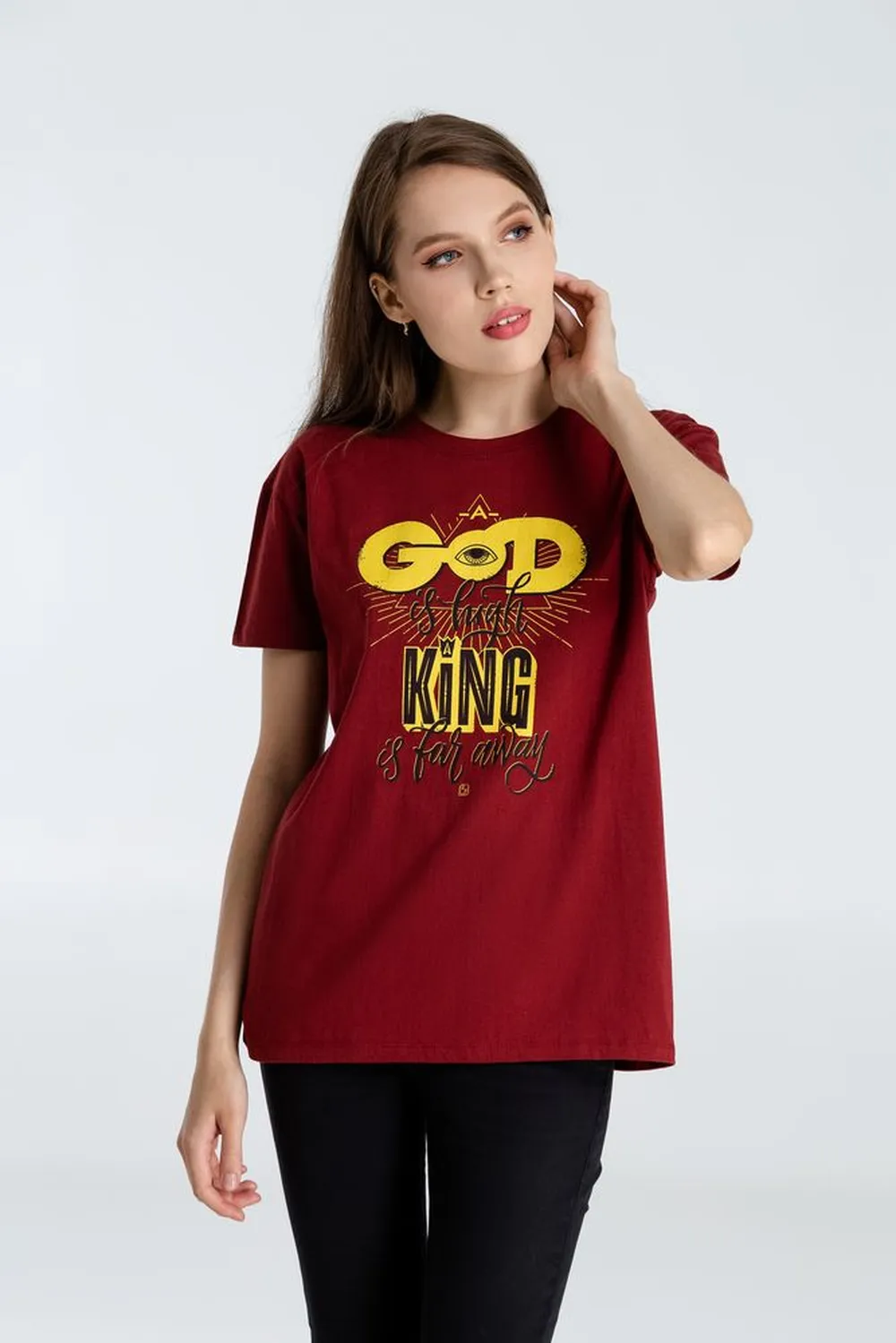 Футболка A God is High, гранатово-красная заказать онлайн с вашим дизайном на заказ в Москве и области