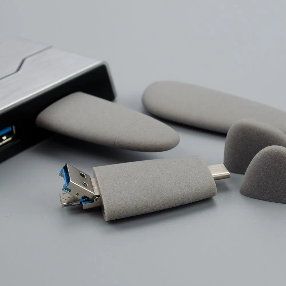 Флешка Pebble Universal, USB 3.0, серая, 64 Гб заказать онлайн с вашим дизайном на заказ в Москве и области