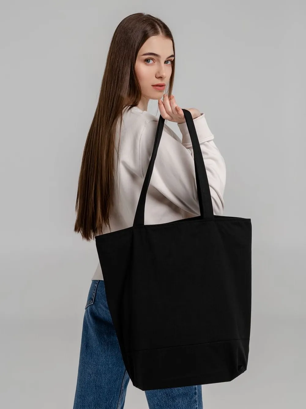 Сумка для покупок на молнии Shopaholic Zip, черная заказать онлайн с вашим дизайном на заказ в Москве и области