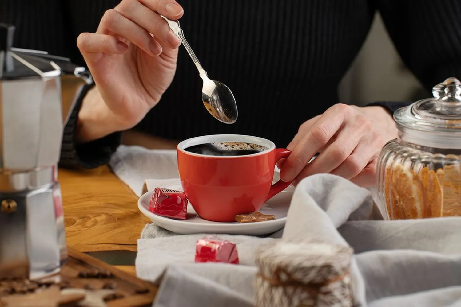 Чайная пара Cozy Morning, красная заказать онлайн с вашим дизайном на заказ в Москве и области