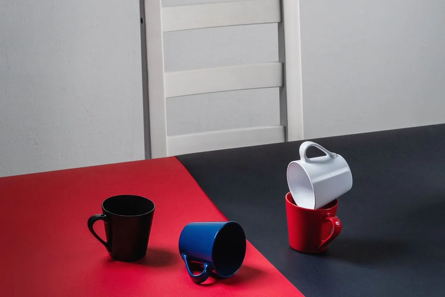 Кружка Modern Bell Classic, глянцевая, серая заказать онлайн с вашим дизайном на заказ в Москве и области