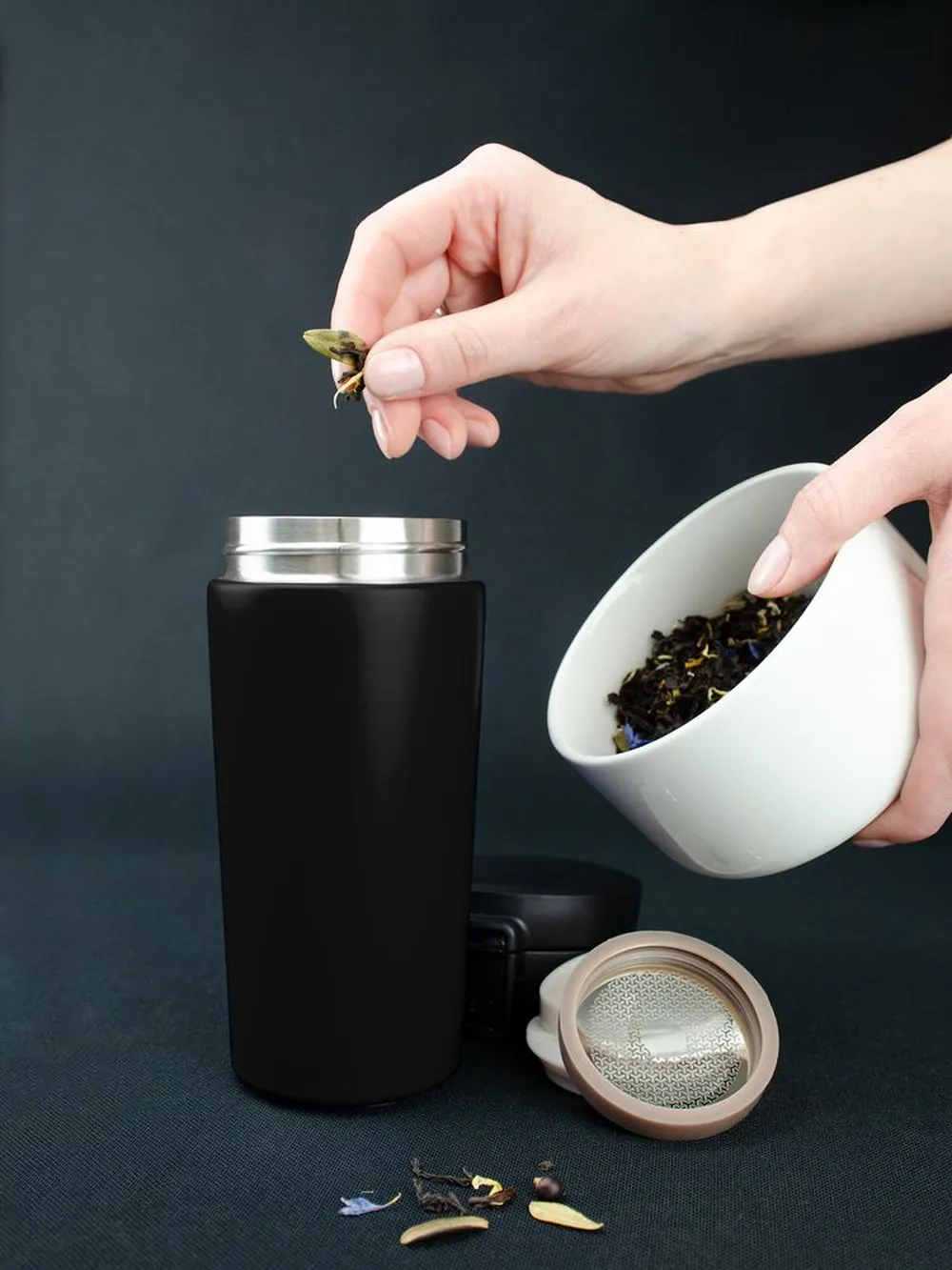 Термостакан с ситечком No Leak Infuser, черный заказать онлайн с вашим дизайном на заказ в Москве и области