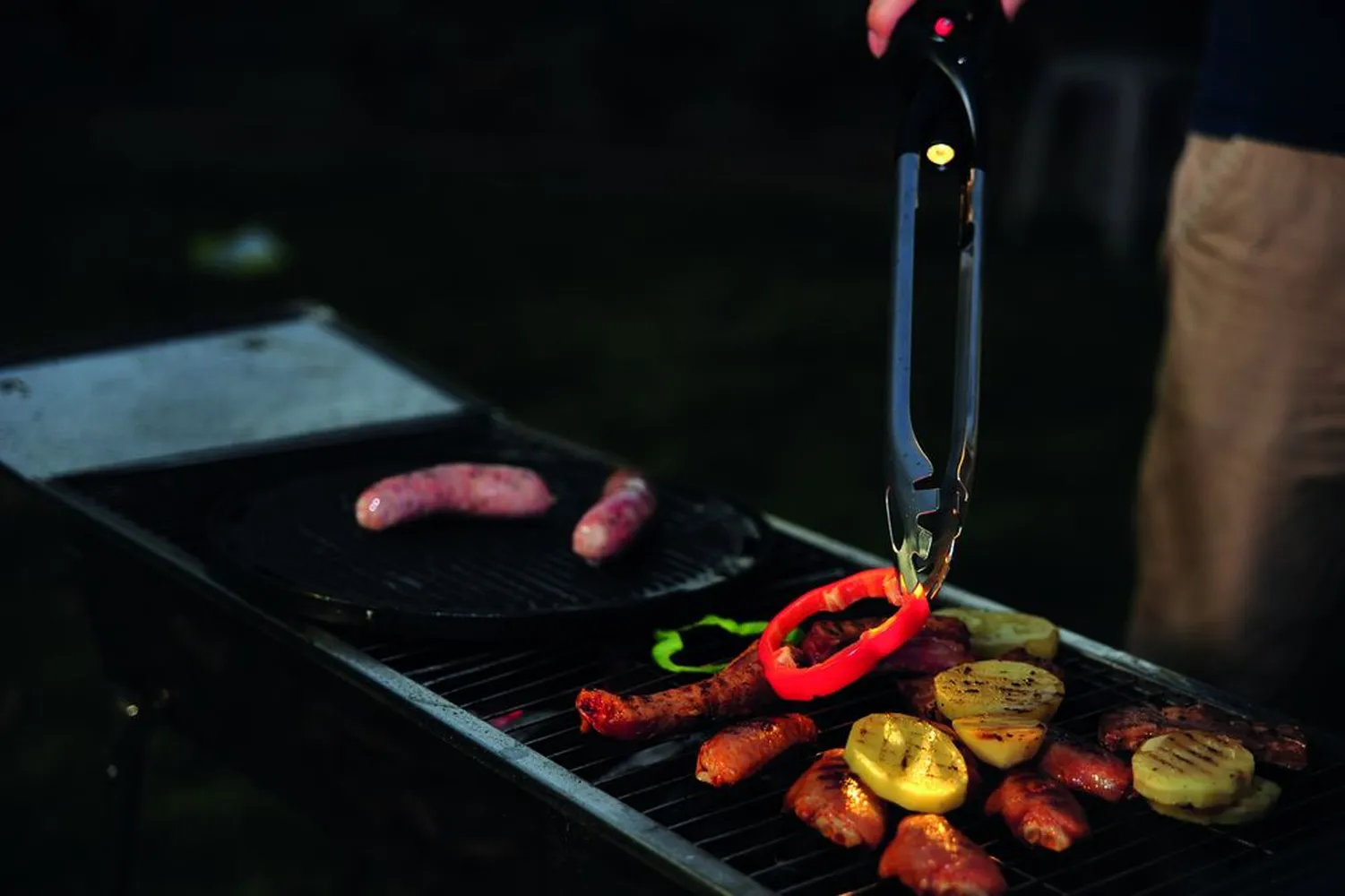 Щипцы для барбекю BBQ Light заказать онлайн с вашим дизайном на заказ в Москве и области