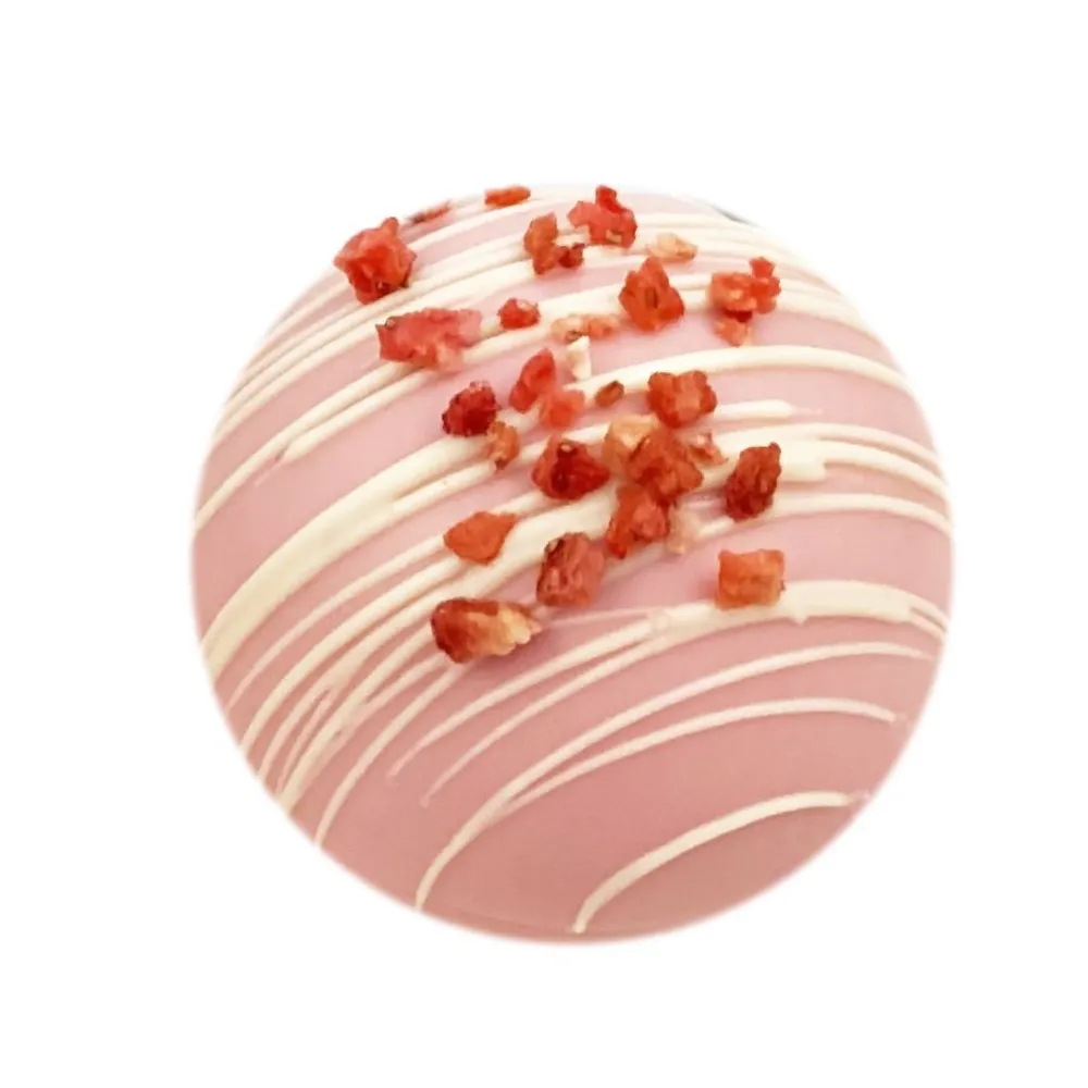 Шоколадная бомбочка «Клубника» заказать онлайн с вашим дизайном на заказ в Москве и области