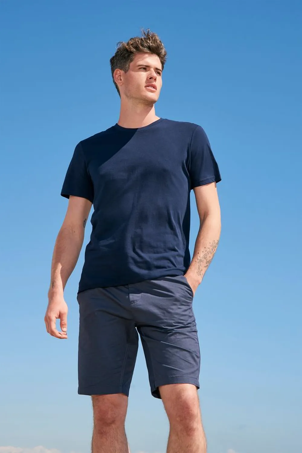 Футболка Odyssey, темно-синяя, размер L заказать онлайн с вашим дизайном на заказ в Москве и области