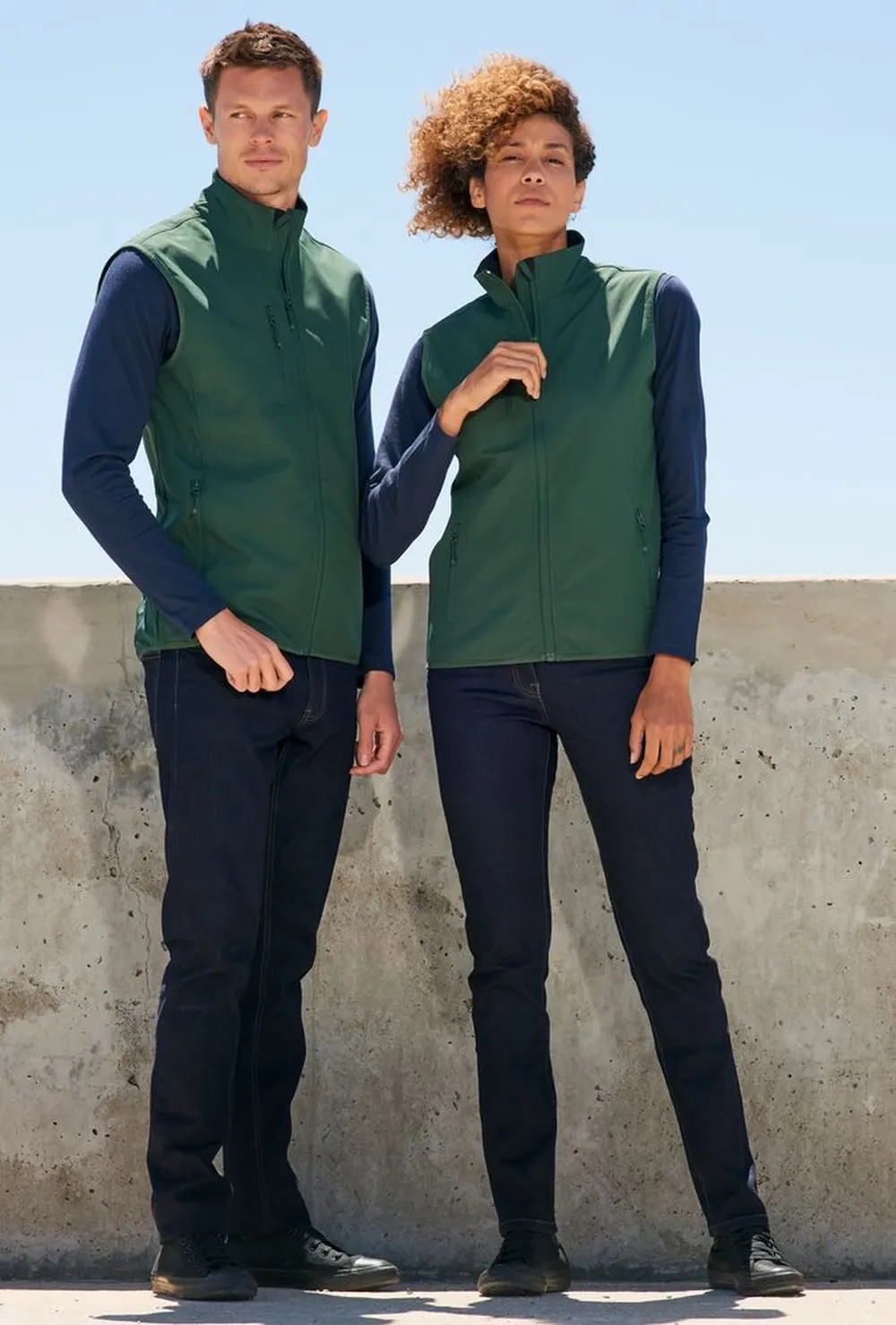 Жилет Falcon BW Men, красный заказать онлайн с вашим дизайном на заказ в Москве и области