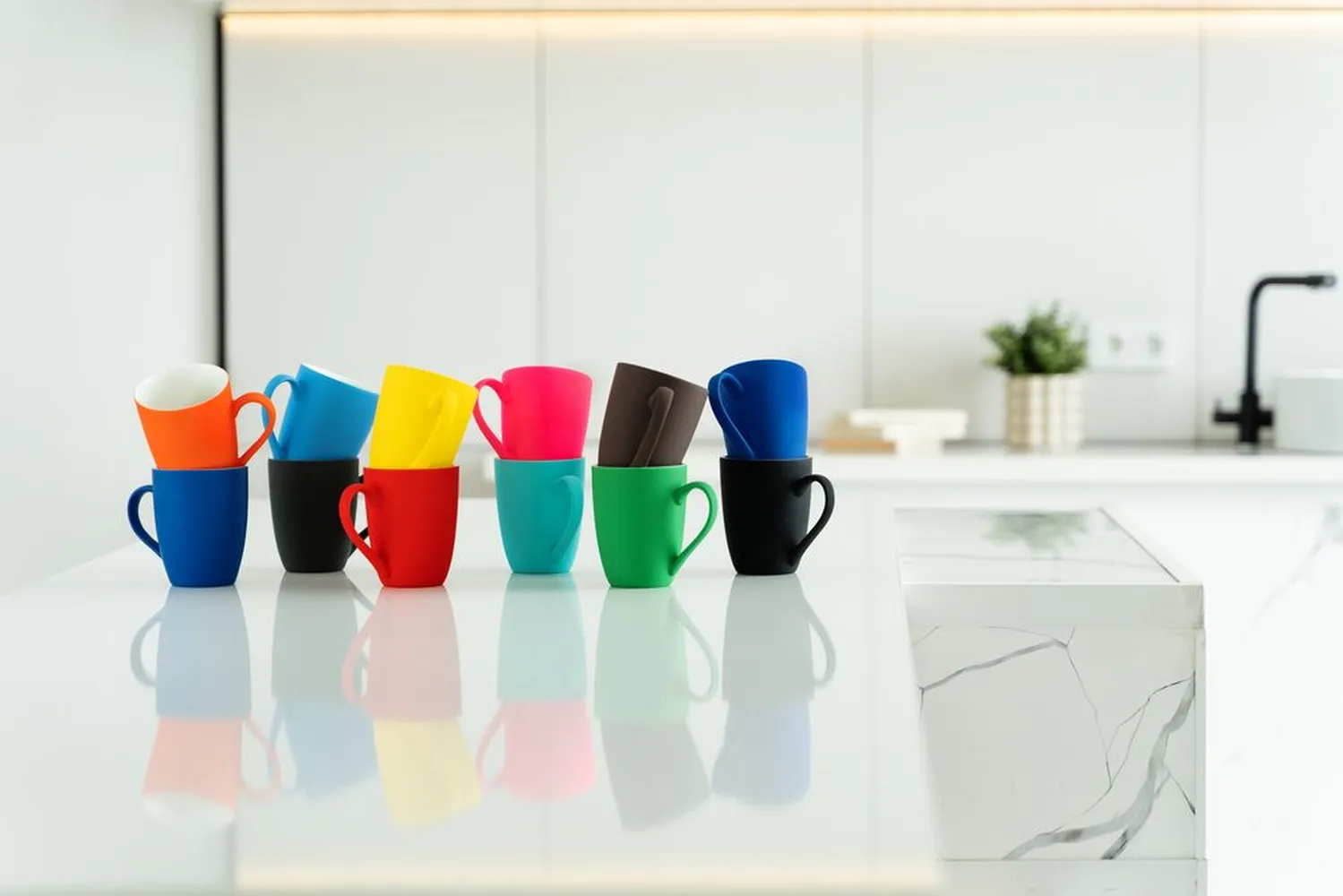 Кружка Good Morning с покрытием софт-тач, зеленая заказать онлайн с вашим дизайном на заказ в Москве и области