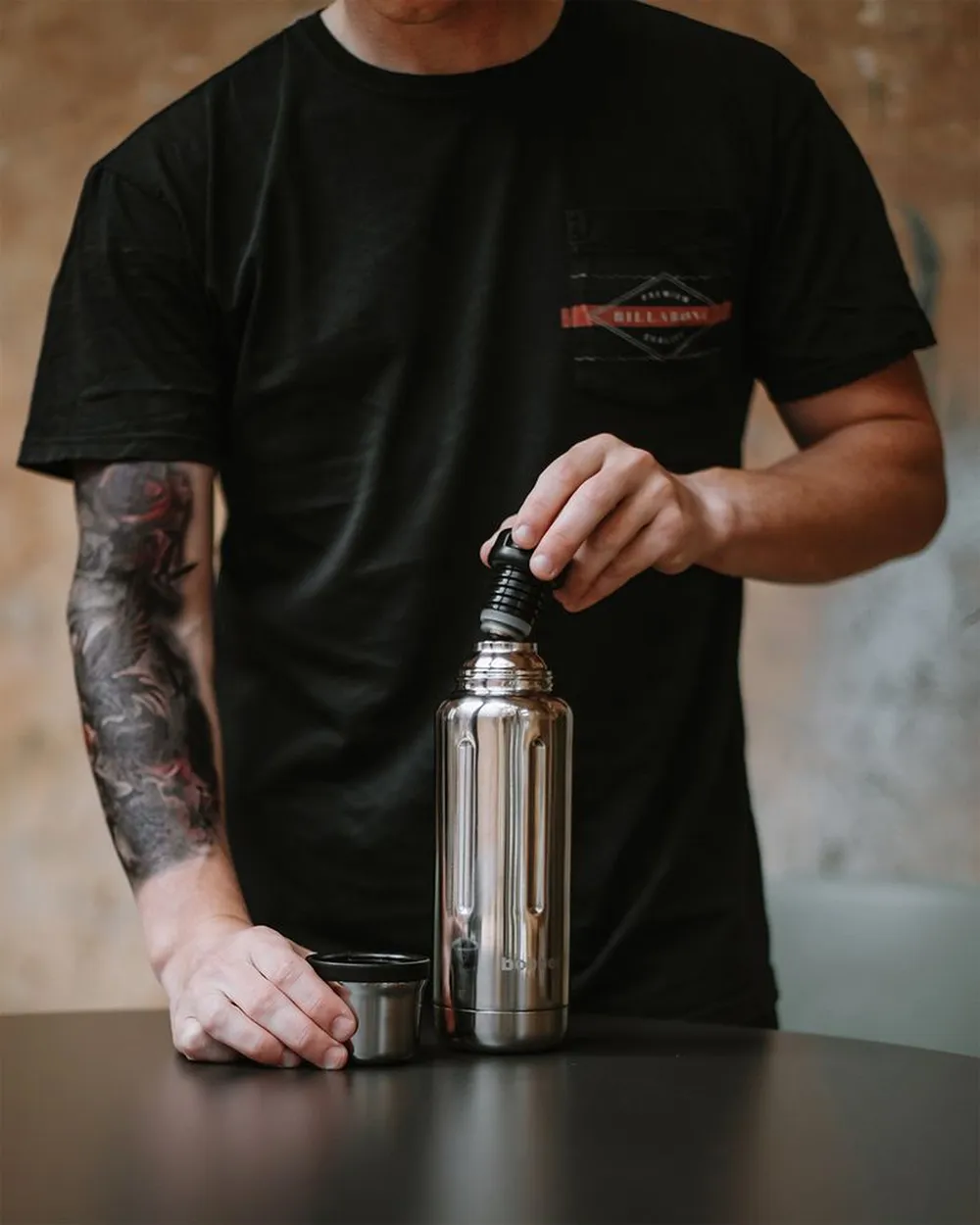 Термос Flask 470, вакуумный, стальной зеркальный заказать онлайн с вашим дизайном на заказ в Москве и области