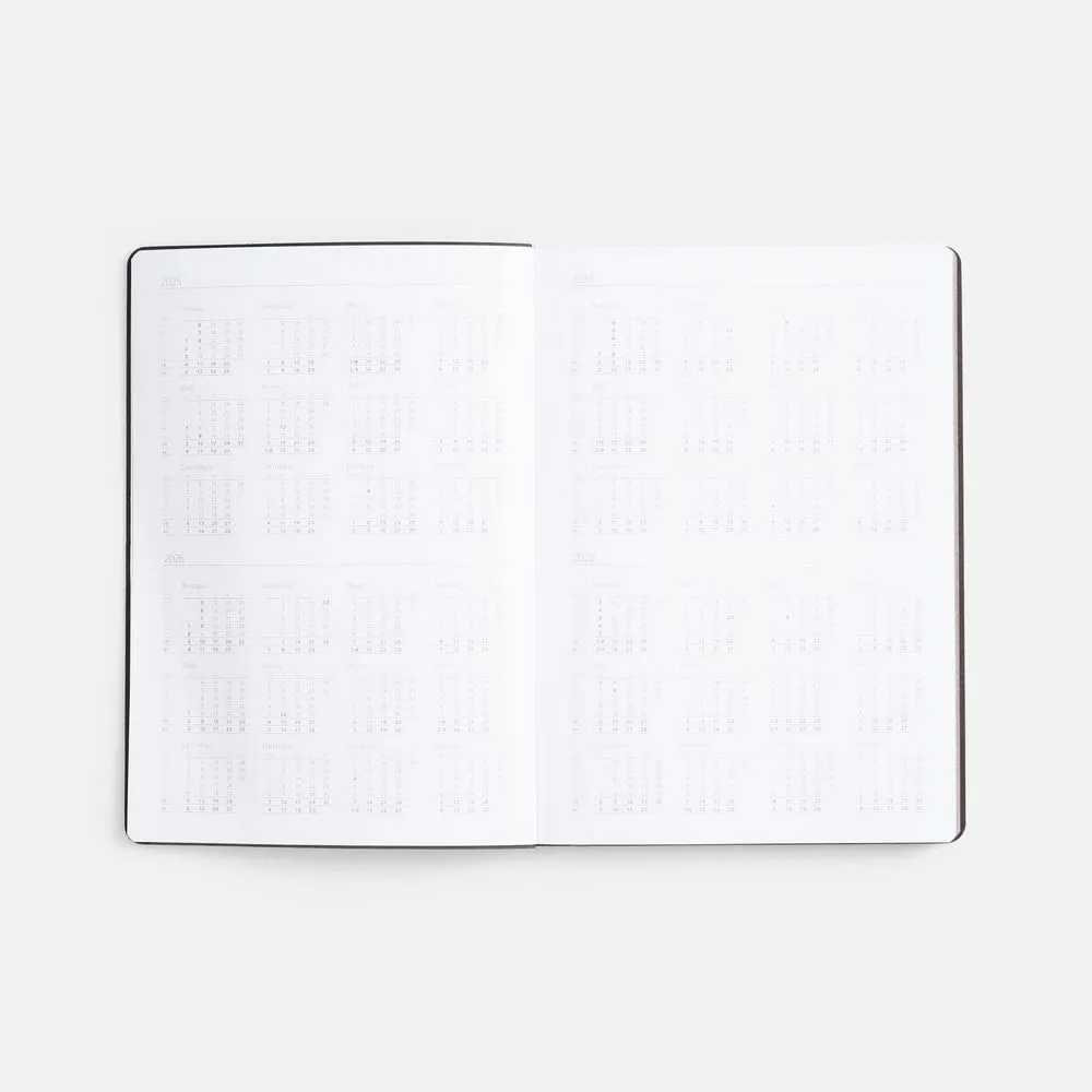 Ежедневник Nebraska Flex, недатированный, черный с серебристым заказать онлайн с вашим дизайном на заказ в Москве и области