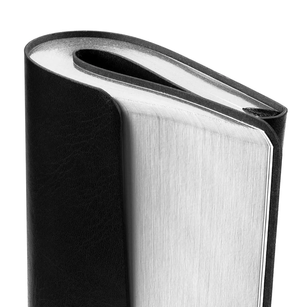 Ежедневник Nebraska Flex, недатированный, черный с серебристым заказать онлайн с вашим дизайном на заказ в Москве и области