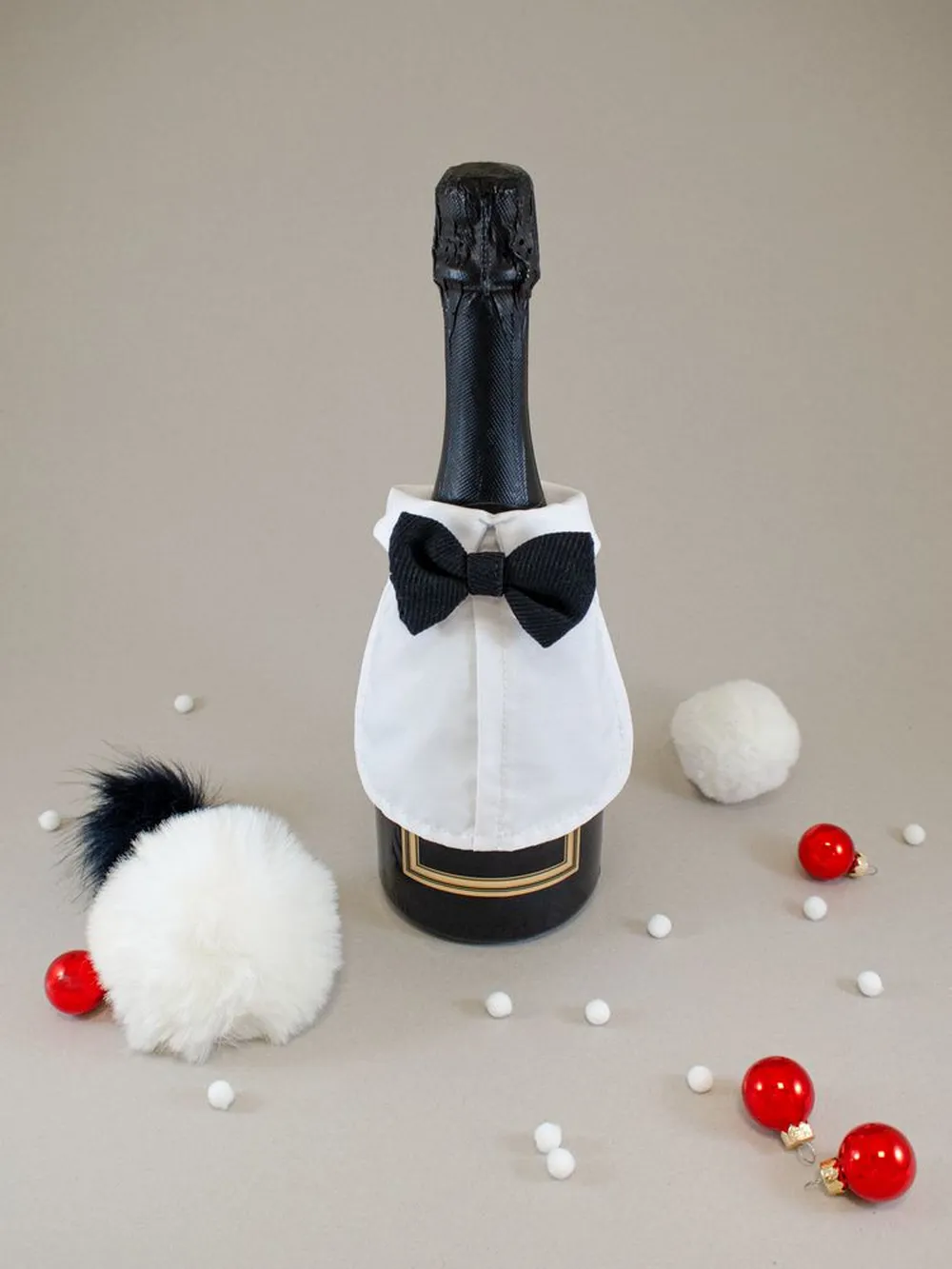 Аксессуар для бутылки Black Tie заказать онлайн с вашим дизайном на заказ в Москве и области
