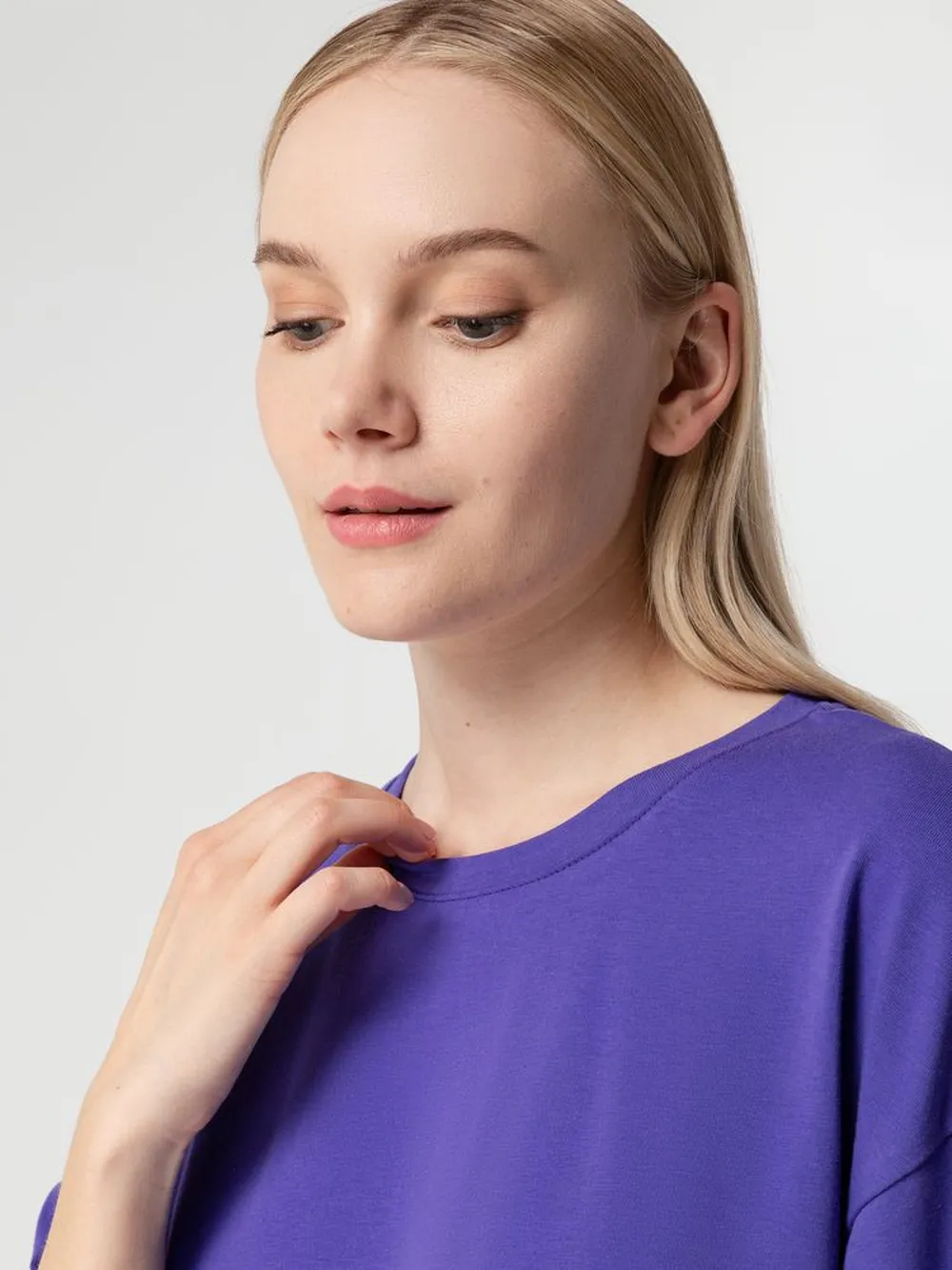 Футболка унисекс оверсайз Street Vibes, фиолетовая заказать онлайн с вашим дизайном на заказ в Москве и области