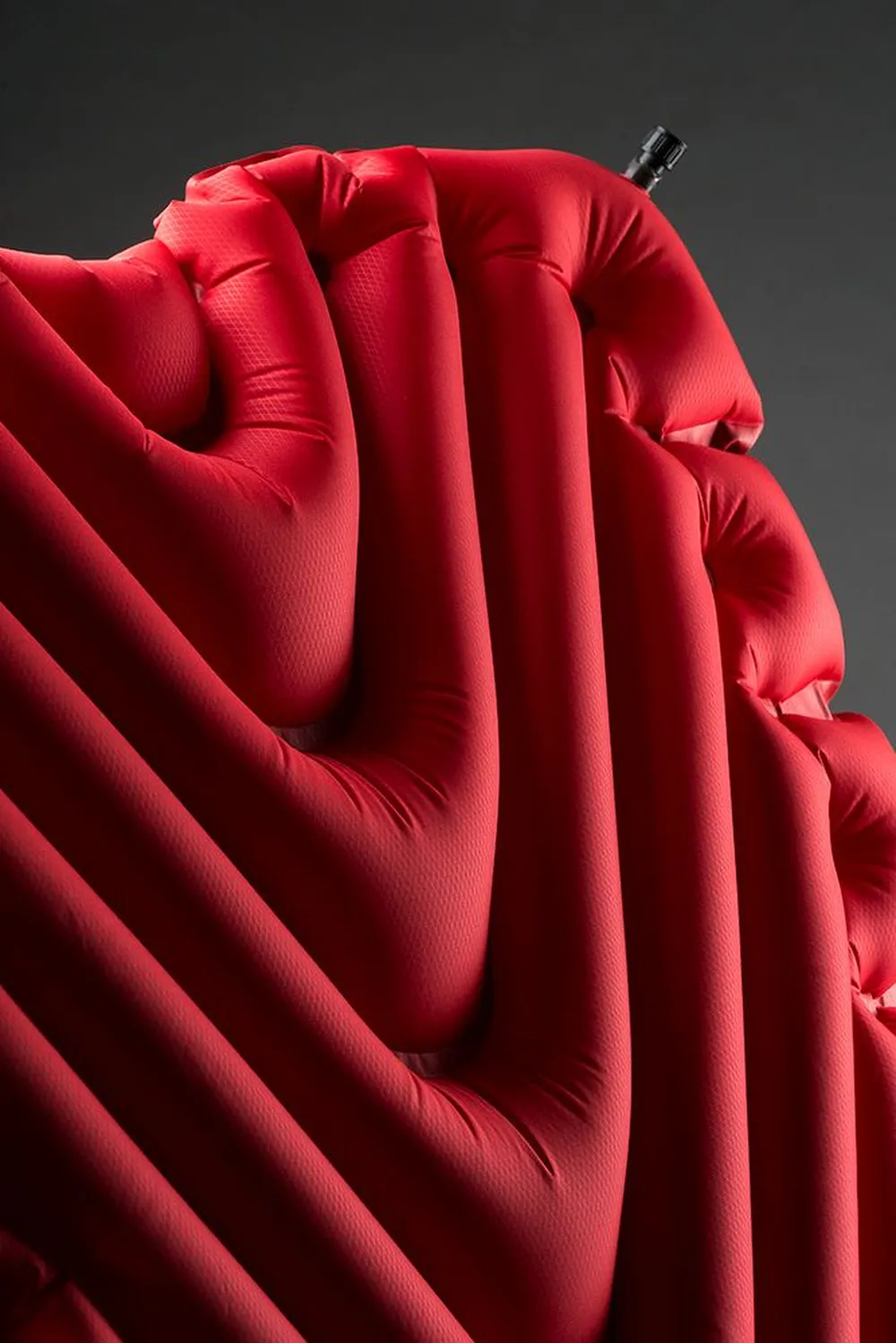 Надувной коврик Insulated Static V Luxe, красный заказать онлайн с вашим дизайном на заказ в Москве и области