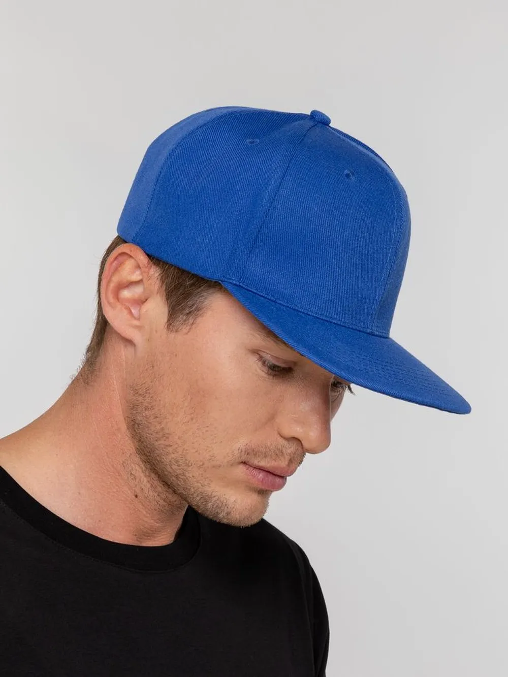 Бейсболка Snapback с прямым козырьком, ярко-синяя заказать онлайн с вашим дизайном на заказ в Москве и области