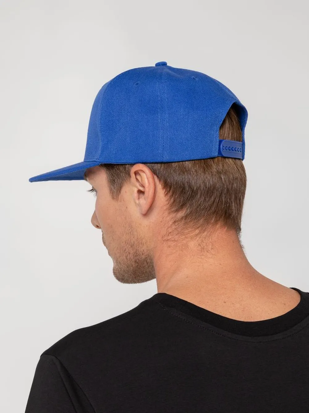 Бейсболка Snapback с прямым козырьком, ярко-синяя заказать онлайн с вашим дизайном на заказ в Москве и области