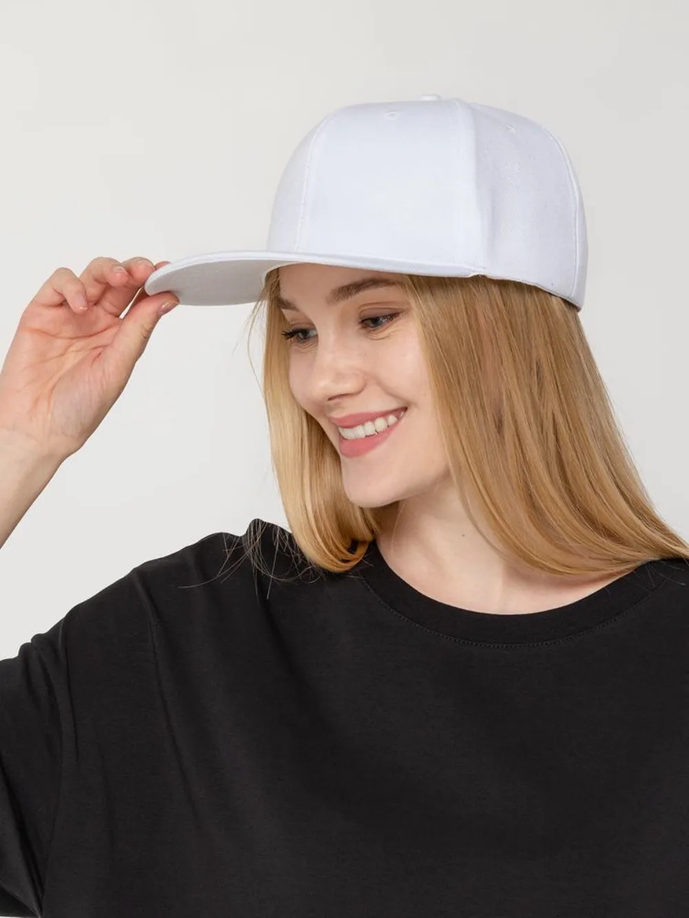 Бейсболка Snapback с прямым козырьком, белая заказать онлайн с вашим дизайном на заказ в Москве и области