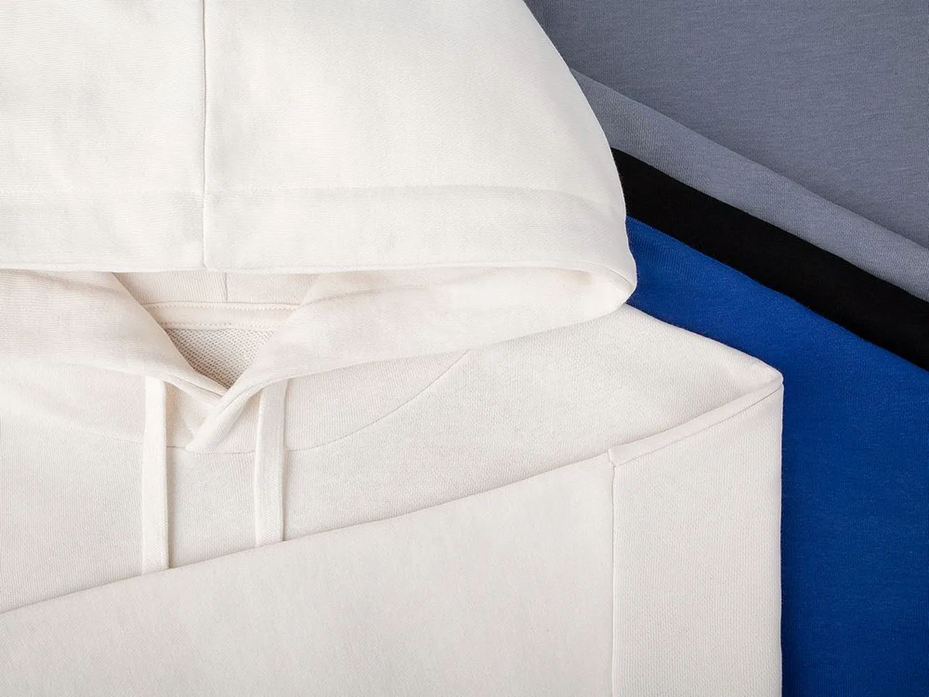 Худи унисекс H2, молочно-белое заказать онлайн с вашим дизайном на заказ в Москве и области