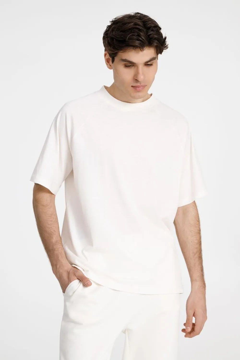 Футболка унисекс T2, молочно-белая, размер XL/XXL заказать онлайн с вашим дизайном на заказ в Москве и области