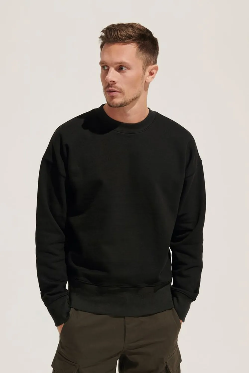 Свитшот унисекс Authentic, черный, размер XXL заказать онлайн с вашим дизайном на заказ в Москве и области