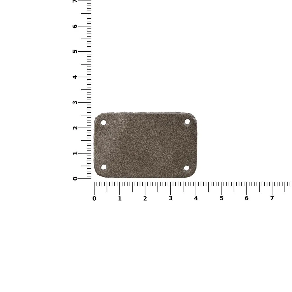 Лейбл кожаный Beta, S, серый заказать онлайн с вашим дизайном на заказ в Москве и области