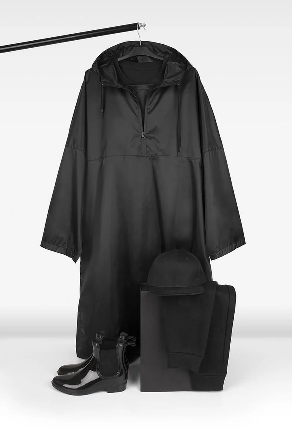 Дождевик-анорак R1, черный, размер M/L заказать онлайн с вашим дизайном на заказ в Москве и области