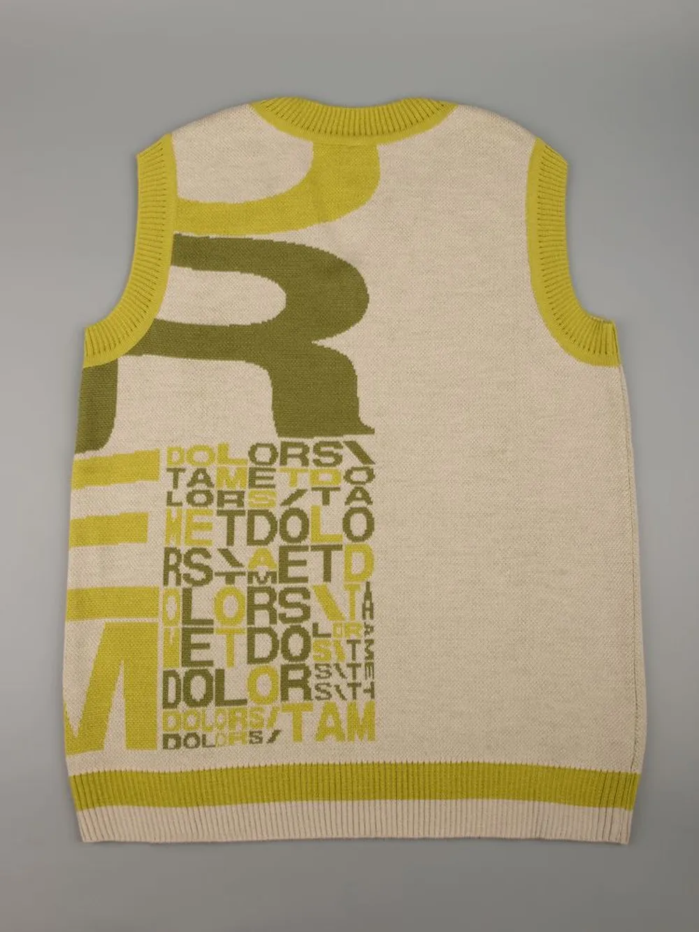 Жилет на заказ Classic Fint, полушерсть, размер XS заказать онлайн с вашим дизайном на заказ в Москве и области