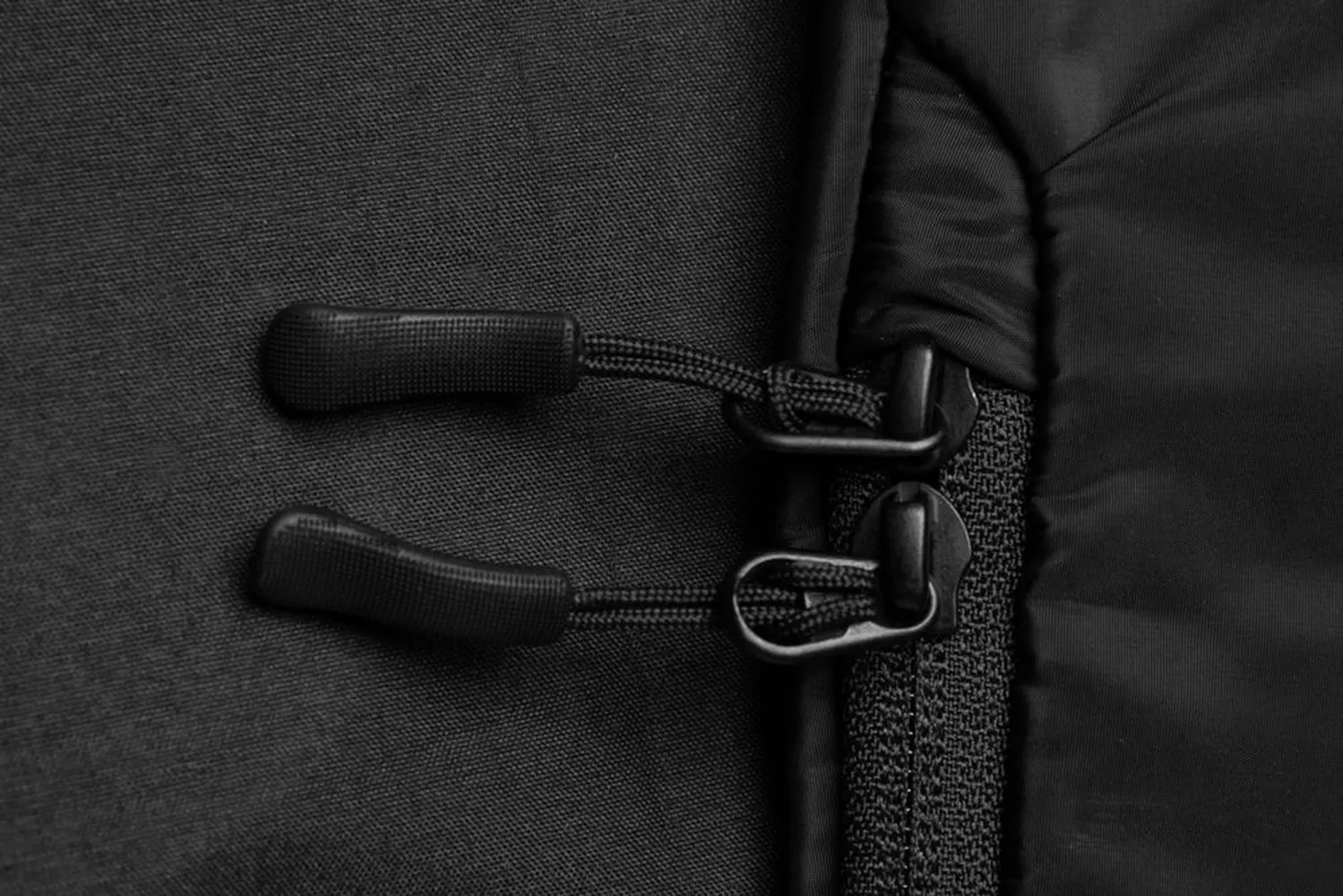 Рюкзак FlexPack Air, черный заказать онлайн с вашим дизайном на заказ в Москве и области