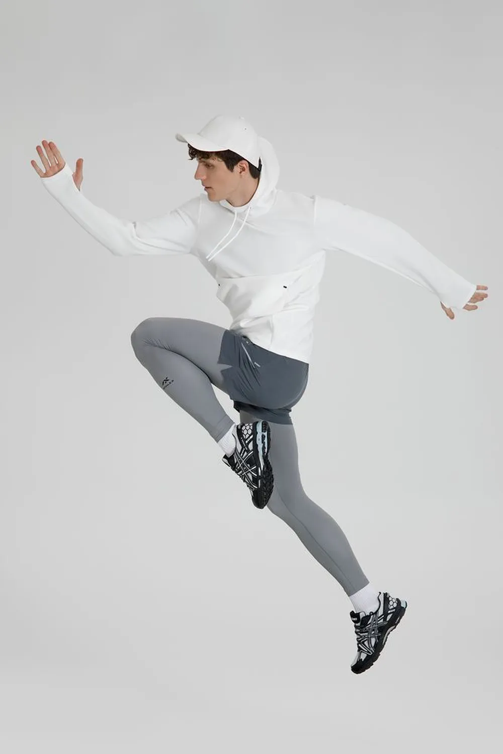 Худи унисекс Begi, молочно-белое, размер L заказать онлайн с вашим дизайном на заказ в Москве и области