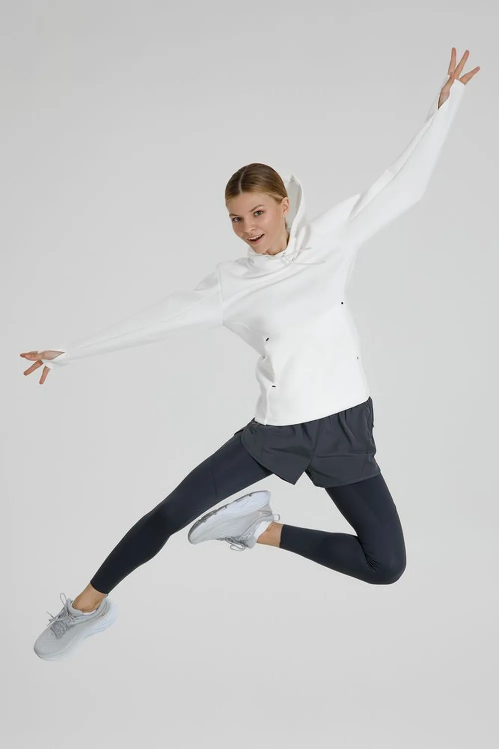 Худи унисекс Begi, молочно-белое, размер L заказать онлайн с вашим дизайном на заказ в Москве и области