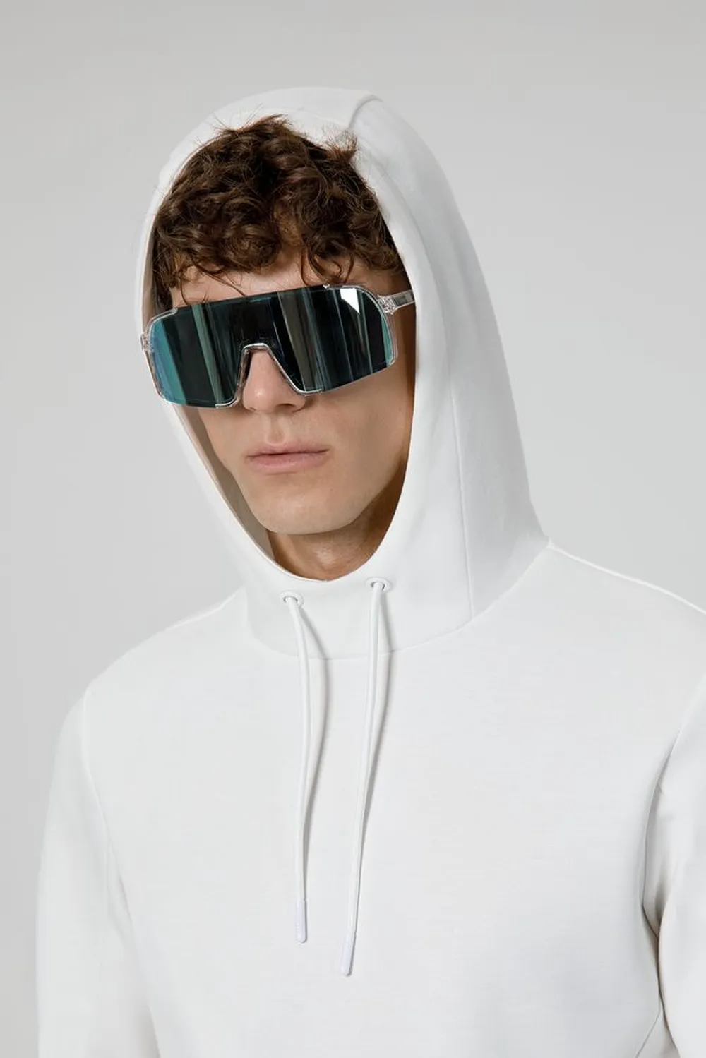 Худи унисекс Begi, молочно-белое, размер L заказать онлайн с вашим дизайном на заказ в Москве и области