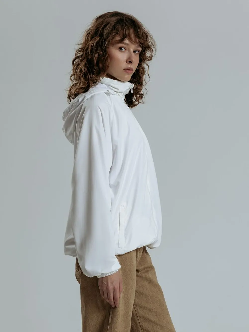 Куртка Kivach City, белая, размер M заказать онлайн с вашим дизайном на заказ в Москве и области