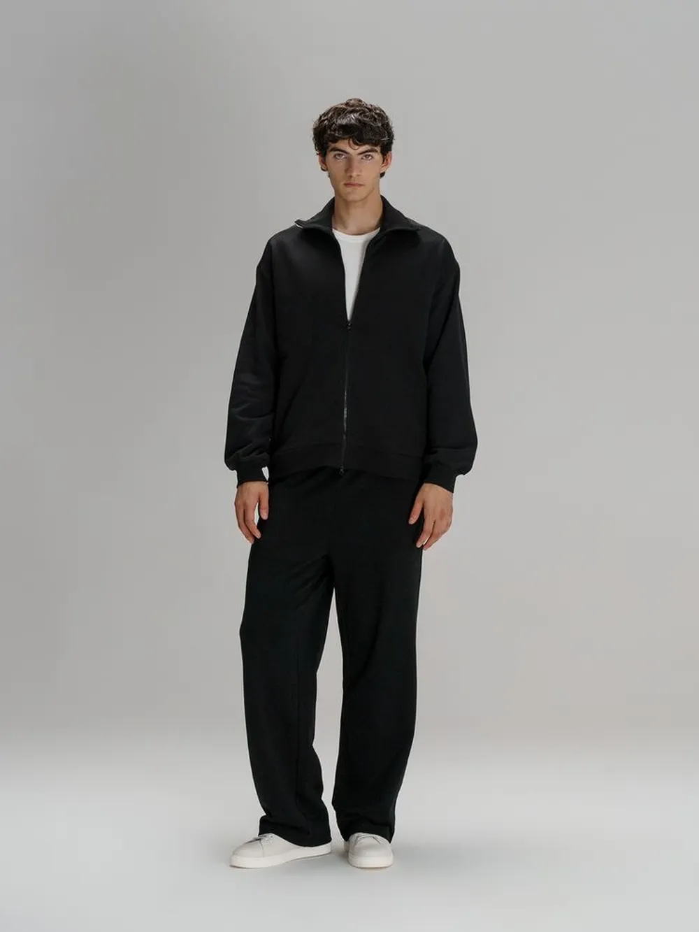 Толстовка унисекс Neofit, черная заказать онлайн с вашим дизайном на заказ в Москве и области