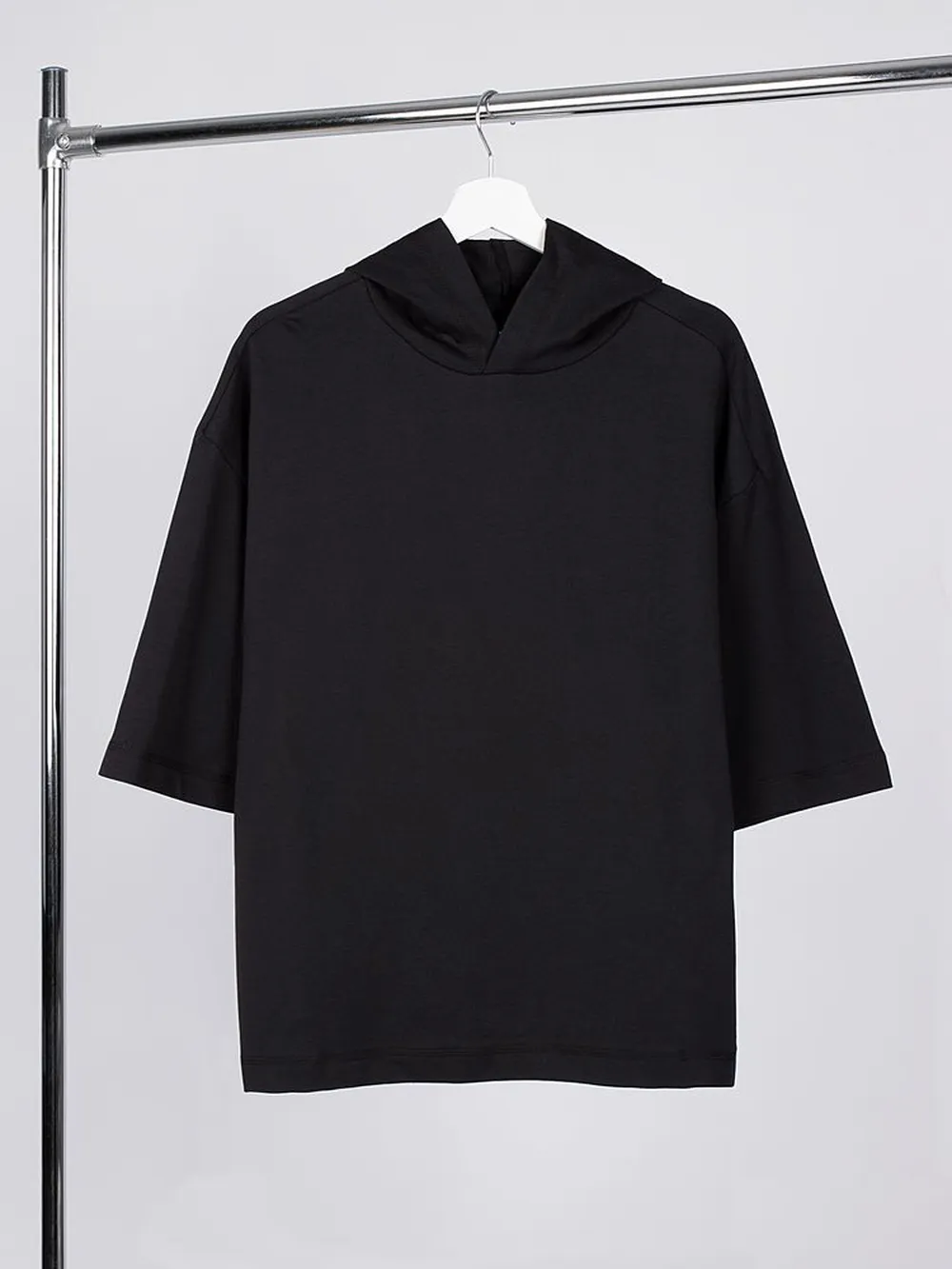 Футболка оверсайз унисекс с капюшоном Neofit, черная заказать онлайн с вашим дизайном на заказ в Москве и области