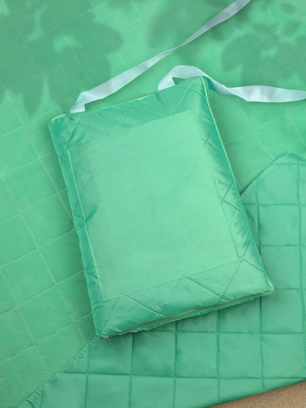 Плед для пикника Soft & Dry 2, светло-зеленый заказать онлайн с вашим дизайном на заказ в Москве и области