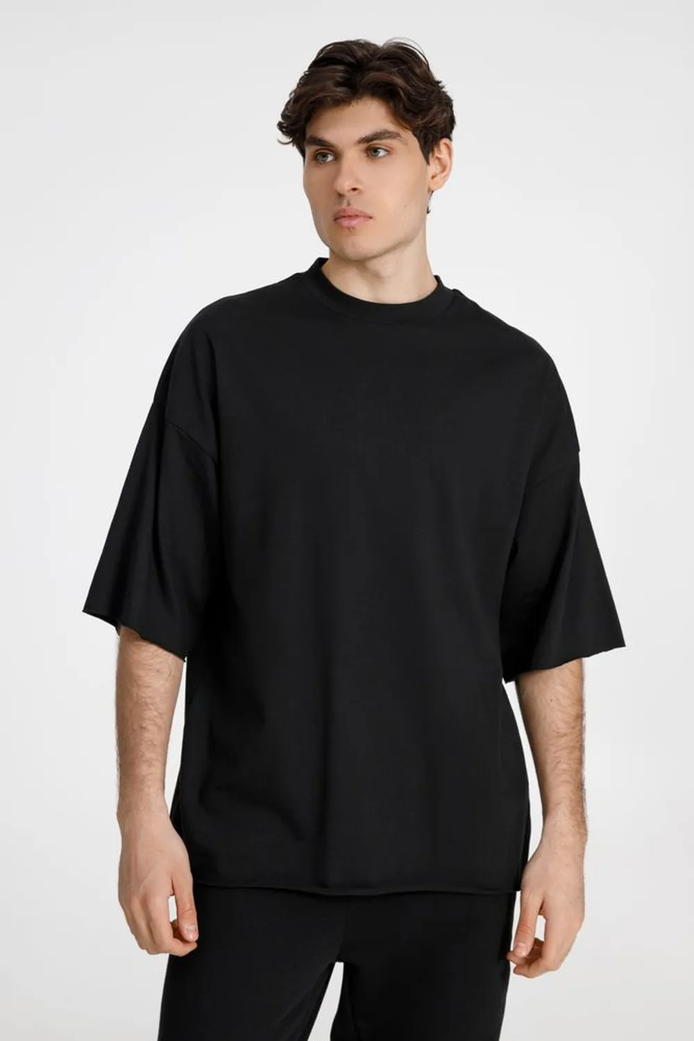 Футболка оверсайз унисекс T9, черная заказать онлайн с вашим дизайном на заказ в Москве и области